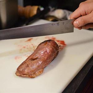 Cách làm ức vịt sốt rượu vang