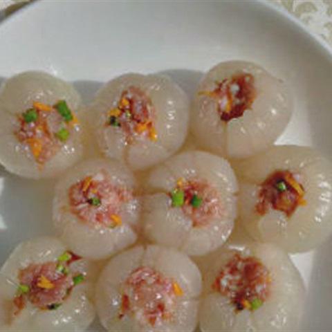 Cách làm vải nhồi tôm thịt