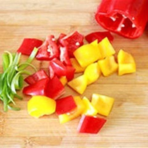 Cách làm vải xào tôm tươi