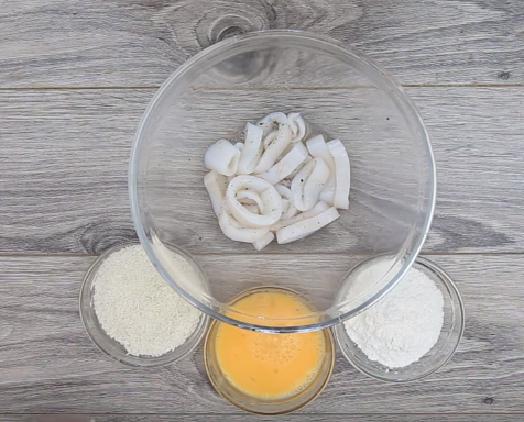 Vàng giòn béo ngậy xúc xích chiên bột ngô