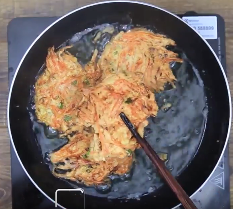 Vét sạch nồi cơm với món thịt xay xào bắp ngọt đậm đà, hấp dẫn