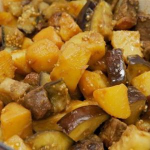 Cách làm vịt kho khoai tây và cà tím