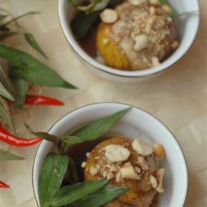 Cách làm vịt lộn xào me ngon