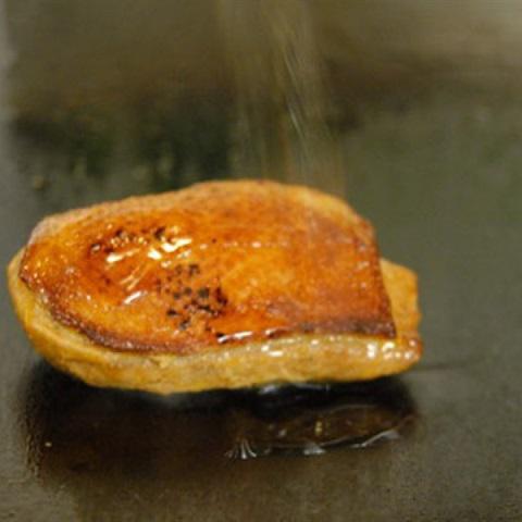 Cách làm vịt nướng sốt cam