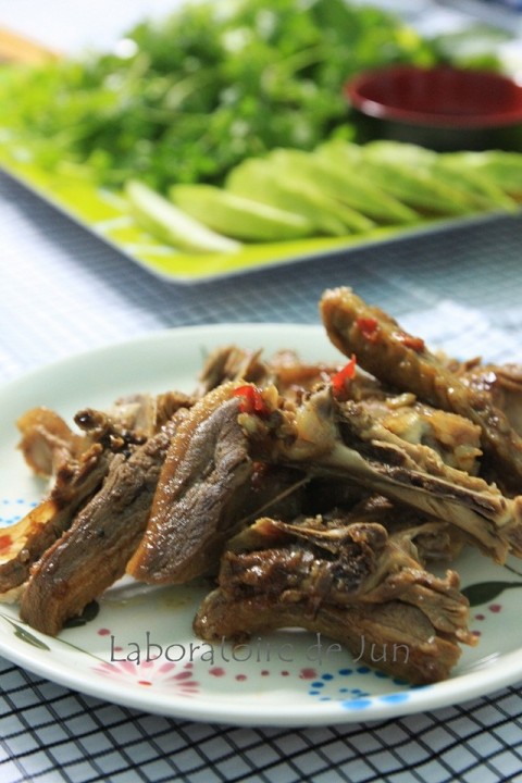 Vịt nướng sốt cay