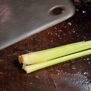 Cách làm vịt om quả sấu