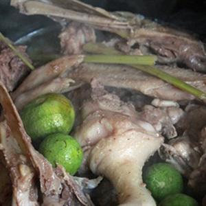 Cách làm vịt om quả sấu