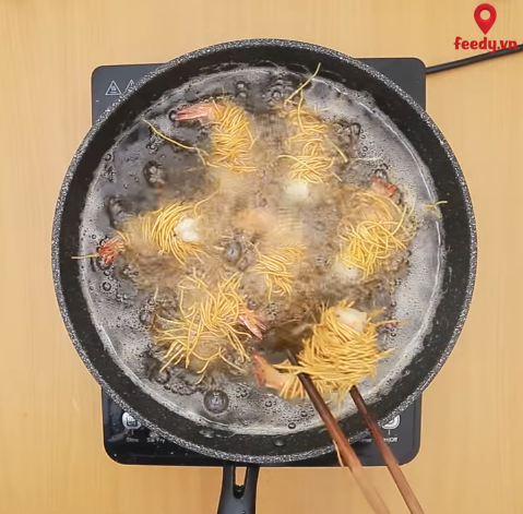 Vịt om sấu xưa rồi, phải làm vịt sốt dứa đậm đà, ngon hơn gấp vạn lần