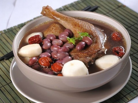 Vịt tiềm đậu đỏ