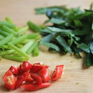 Cách làm vịt xào măng trúc