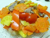 Vịt xào ớt chuông đầy màu sắc