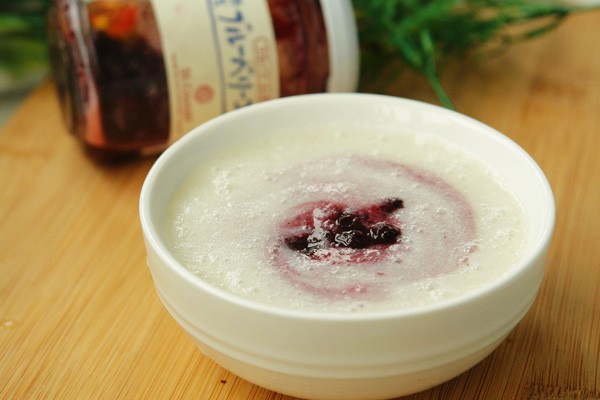 Vừa quen lại lạ với cách làm sinh tố củ từ thơm hương ngây ngất.