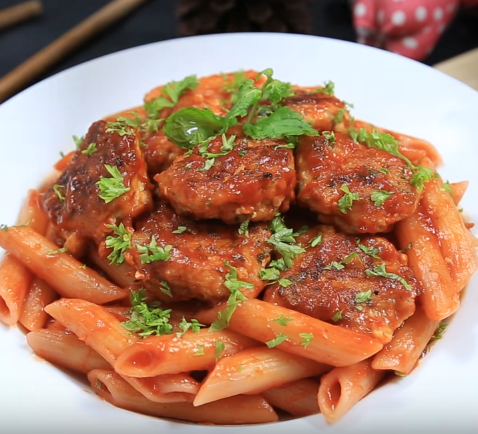 Vụng đến mấy cũng có thể gói được hoành thánh cực ngon mà đơn giản thế này