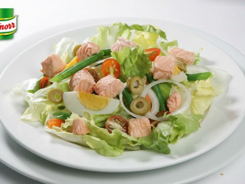 Xà lách cá hồi