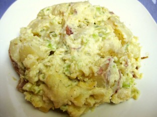 Xà lách khoai tây kiểu Ba Lan