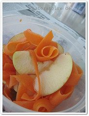 Xà lách táo và cà-rốt