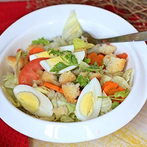 Cách làm xà lách trộn trứng
