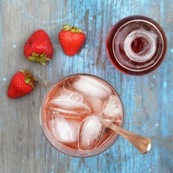 Xi rô dâu thơm lừng phá tan nóng nực