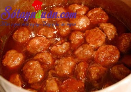 Xíu mại chiên xốt cà chua hấp dẫn