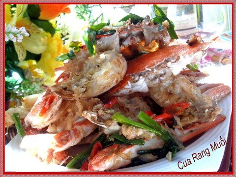 Xíu mại thịt viên sốt cà chua