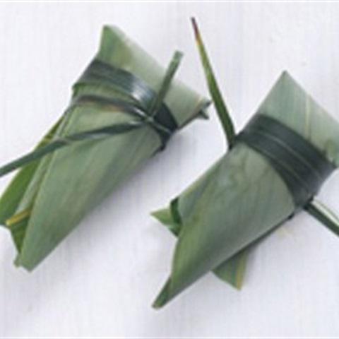 Cách làm xôi bắp hình nón