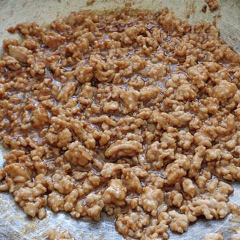 Cách làm xôi chiên kẹp thịt rau củ