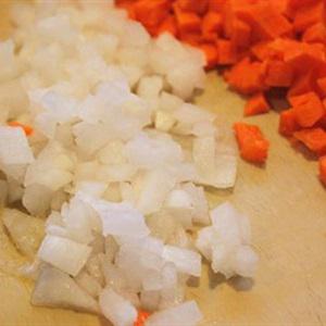 Cách làm xôi chiên kẹp thịt