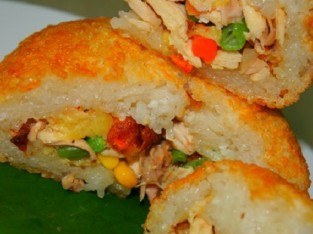 Xôi chiên nhân thập cẩm