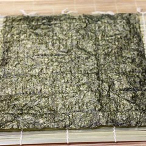 Cách làm xôi cuộn rong biển