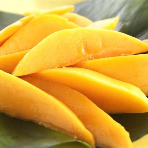 Cách làm xôi cuốn xoài