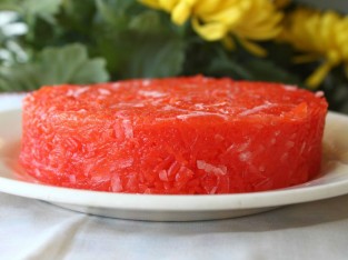 Xôi gấc trộn dừa sợi