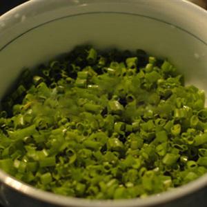 Cách làm xôi khoai mì lạp xưởng