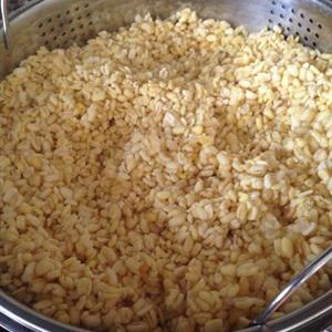 Cách làm xôi khúc ăn sáng