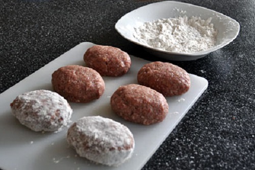 Xôi khúc lá dứa dẻo thơm cho bữa sáng thêm thi vị