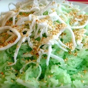 Cách làm xôi lá dứa hạt sen