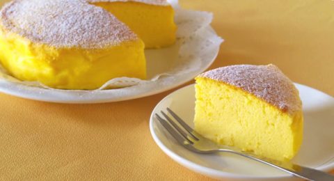 Xôi lá dứa bọc bánh tráng – món ăn tuổi thơ