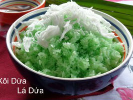 Xôi lá dứa nước cốt dừa