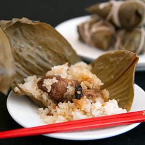 Cách làm xôi mặn gói lá