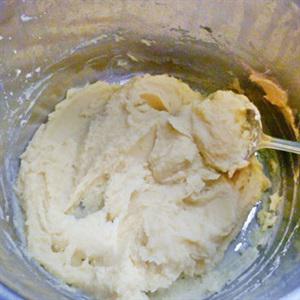 Cách làm xôi nếp cẩm kẹp bánh tráng ngọt