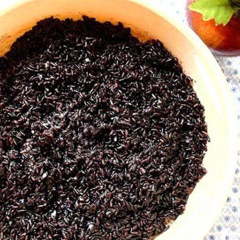 Cách làm xôi nếp than đậu xanh