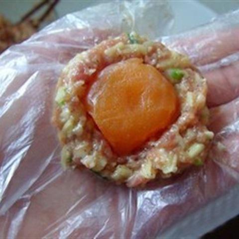 Cách làm xôi nếp trứng muối