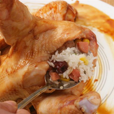 Cách làm xôi ngũ vị nhồi gà nướng muối