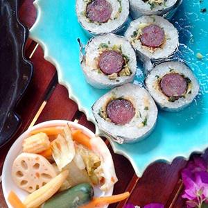 Cách làm xôi nướng cuộn lạp xưởng