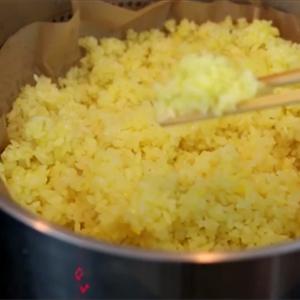 Cách làm xôi sầu riêng