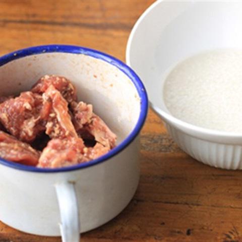 Cách làm xôi sườn nấu bằng nồi cơm điện