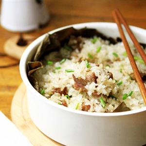 Cách làm xôi sườn nấu bằng nồi cơm điện