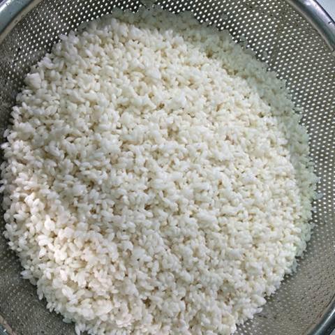 Cách làm xôi trái gấc