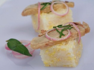 Xôi vịt đậu xanh