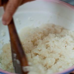 Cách làm xôi xoài đậu phộng