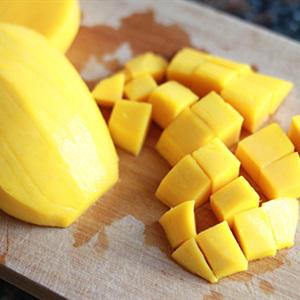 Cách làm xôi xoài lá dứa